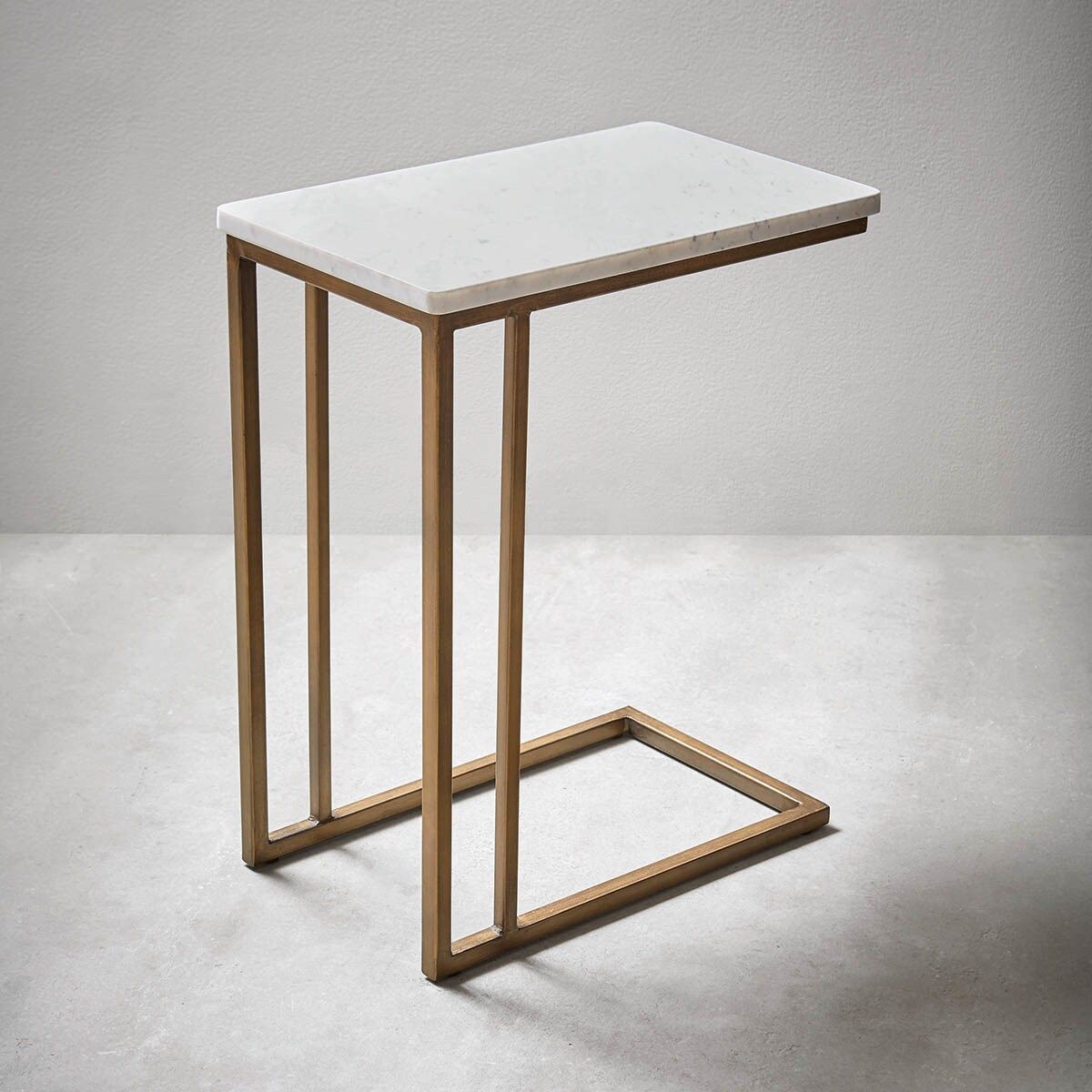 Mesa lateral marmol Corchete