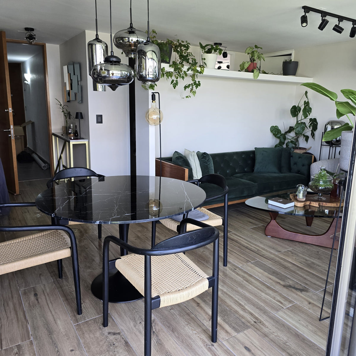 Mesa tulip Premium Marmol