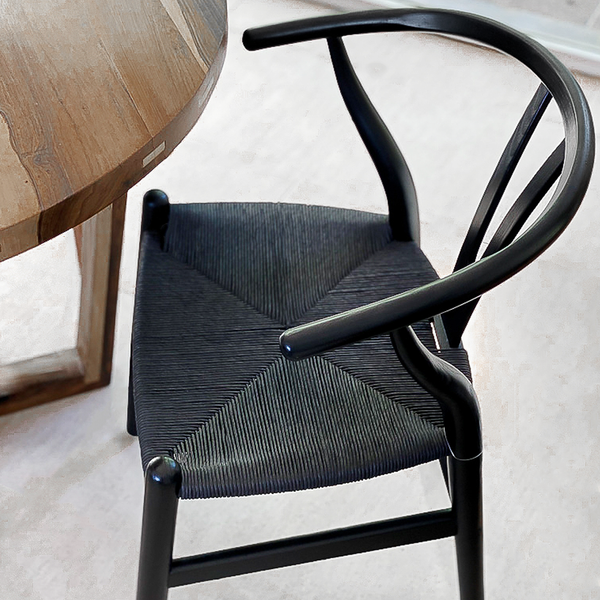 Silla Wishbone Total Black (PREVENTA)