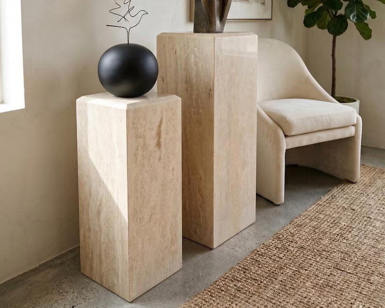 Plinto Pedestal alto marmol